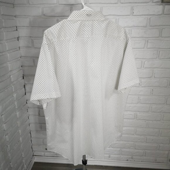 NWOT Lucky Brand Men's Size XXL (18-18 1/2) White w/ Black Tailored Fit Shirt - Picture 2 of 10